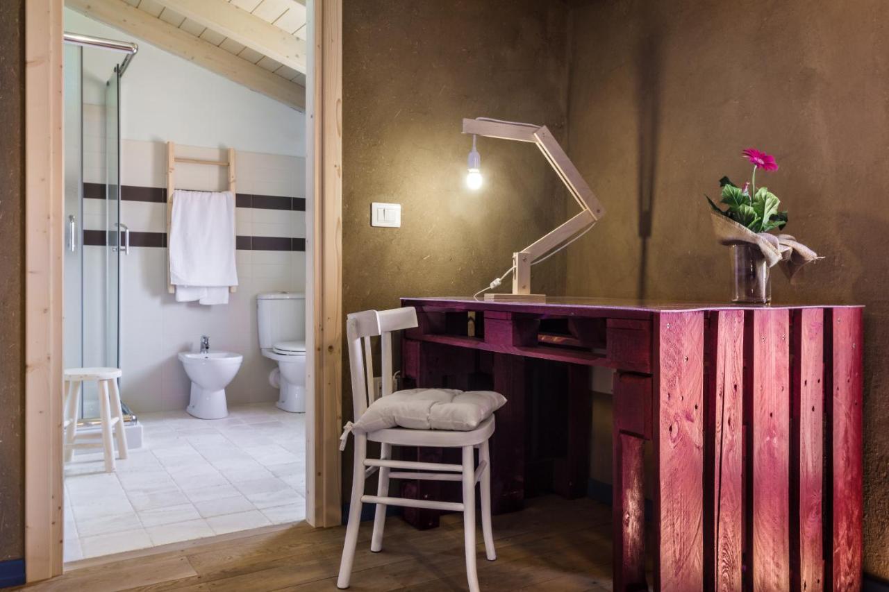 Ventanas Bed and Breakfast Villamassargia Rum bild