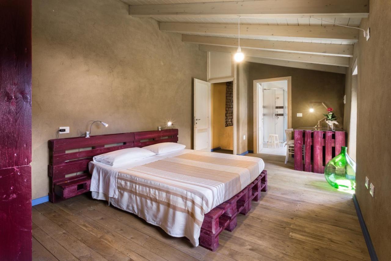 Ventanas Bed and Breakfast Villamassargia Rum bild
