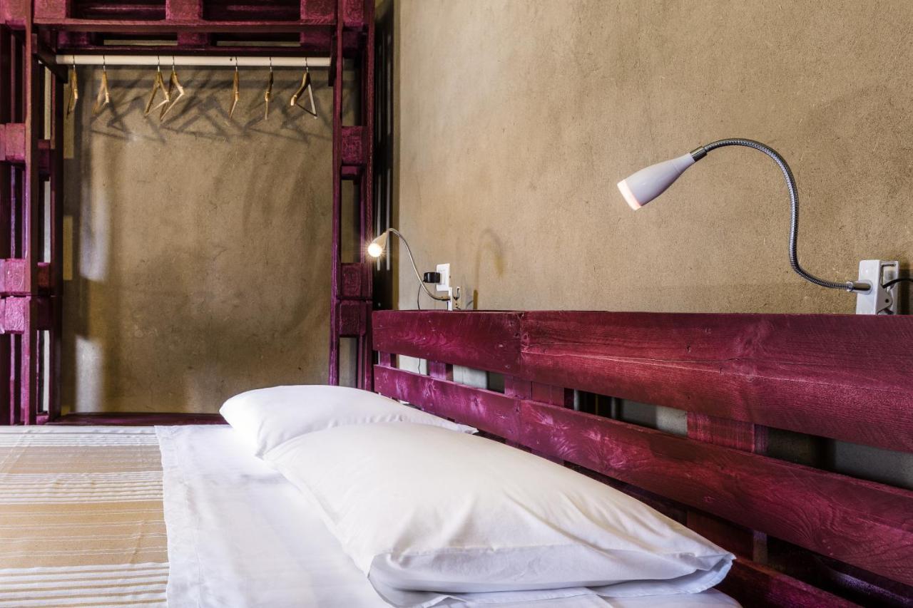 Ventanas Bed and Breakfast Villamassargia Rum bild